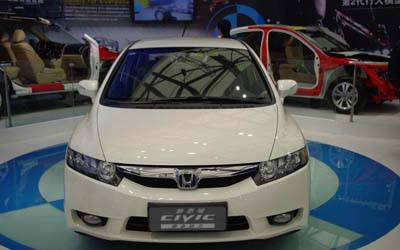 Dongfeng Honda debuts two models at SH show